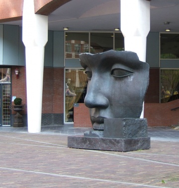 Muzenplein sculpture